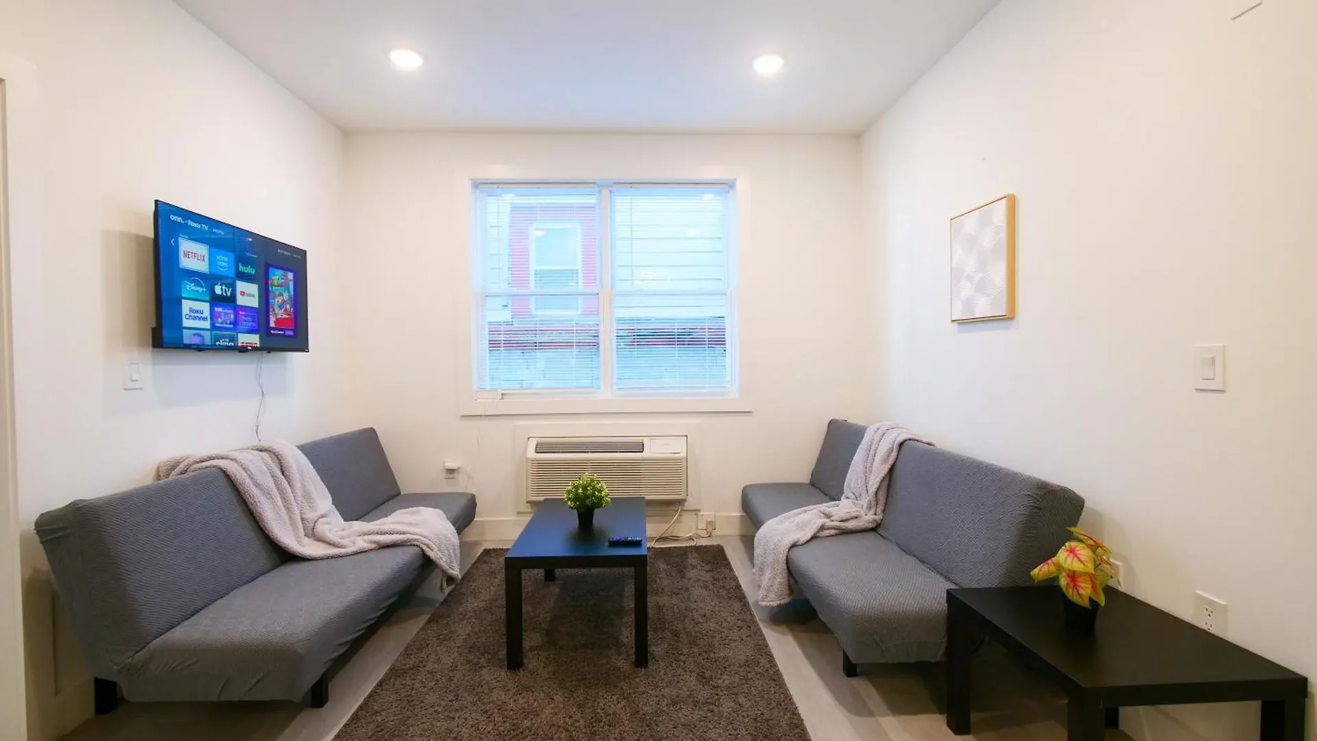 Apartment New Modern Serenity- 2Br Retreat Near New York City Bayonne