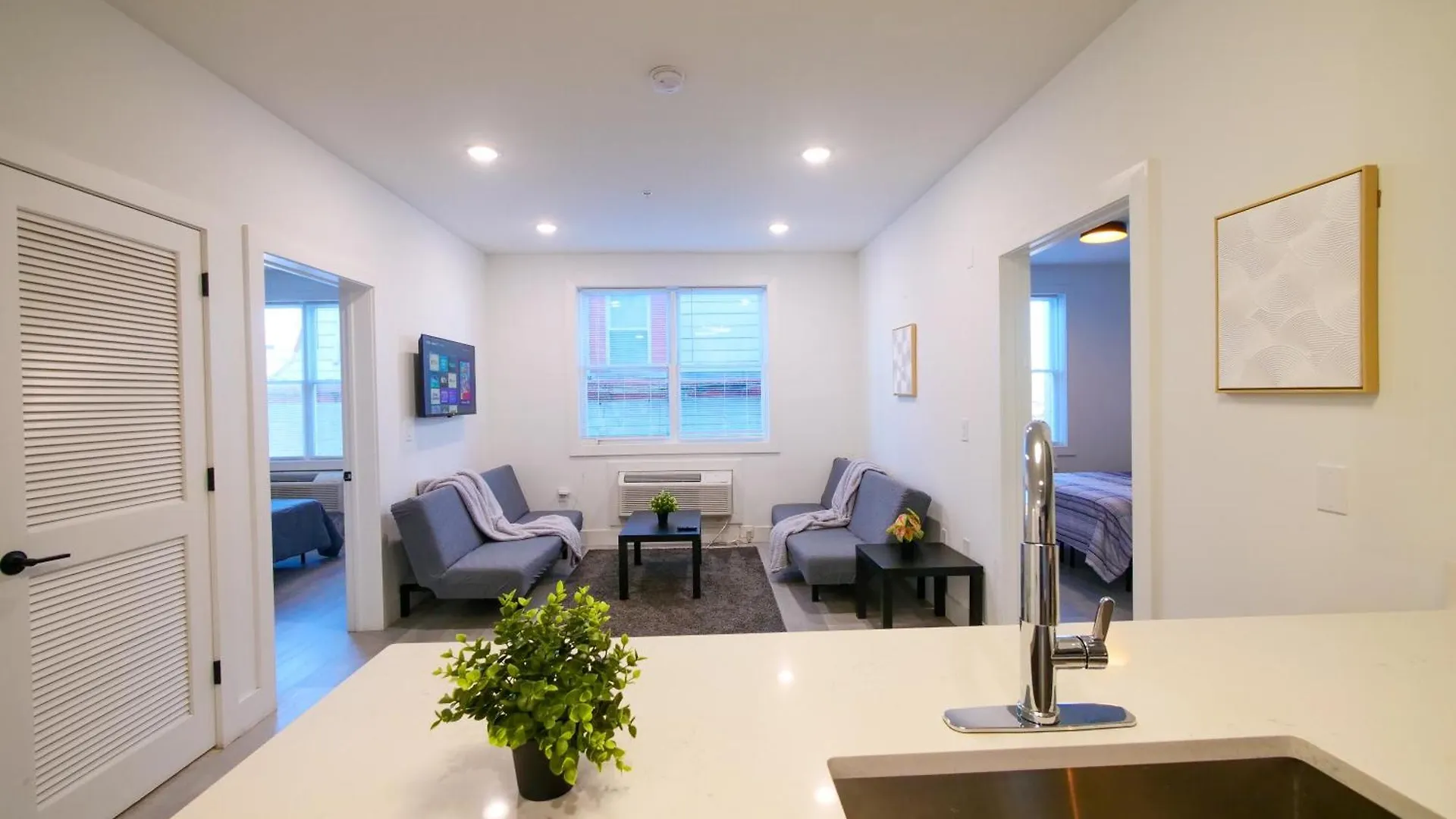 New Modern Serenity- 2Br Retreat Near New York City Bayonne 0*,