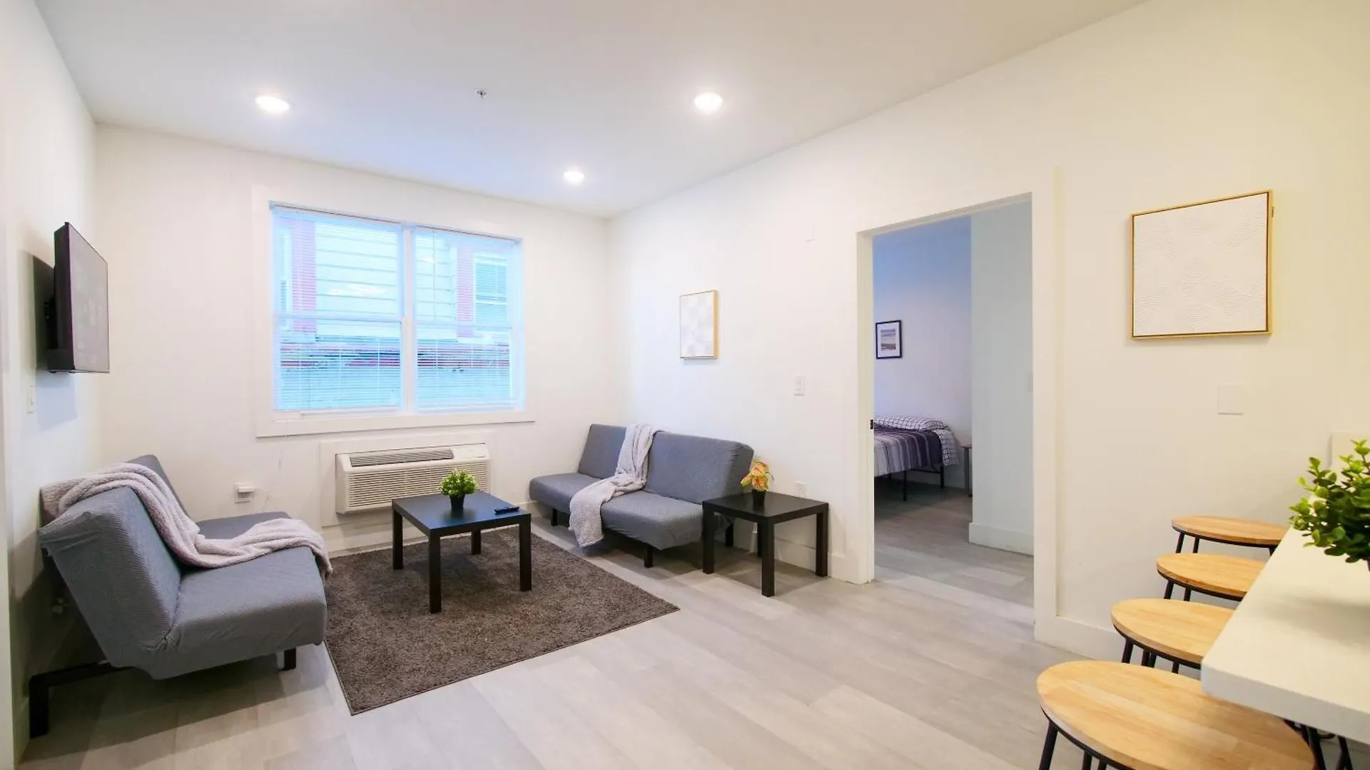 Apartment New Modern Serenity- 2Br Retreat Near New York City Bayonne